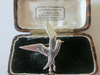 Vintage Ola Gorie Stamped Sterling Silver Omg Flying Dove Bird Brooch Pin