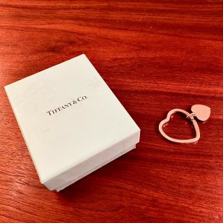Tiffany & Co.  Sterling Silver Heart Shaped Key Chain Ring W/ Box - No Monogram
