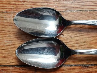 2 VINTAGE COLLECTABLE ROGERS CO STAINLESS STEEL TEA SPOONS 6 