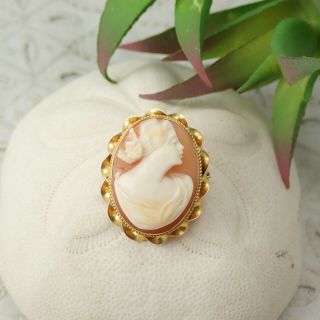 Vintage Shell Carved Cameo 10k Yellow Gold Pin Brooch Pendant 4.  8 Grams