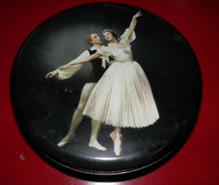 Vintage Carr & Co Ltd Biscuit Manufacturers Carlisle England Ballet Dancers Tin