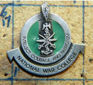 National War College Washington Dc Army Military Swords Pewter 1 " Lapel Pin