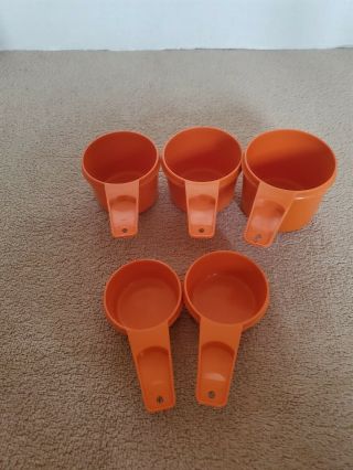Vintage Orange Tupperware 5 Piece Measuring Cup Set 1/4 1/3 2/3 3/4 1 Cups