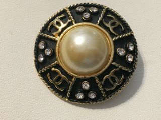 Vintage Chanel Gold Tone Black Enamel Faux Pearl And Crystals Clip Single Earing