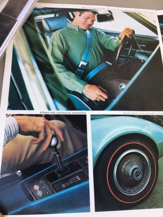 1968 Chevrolet Corvette 427 Sting Ray Coupe Convertible Sales Brochure 3
