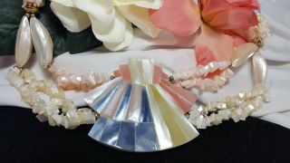 Vintage Lee Sands Blue Bead Mother of Pearl Tropical Inlay Shell Big Necklace 2