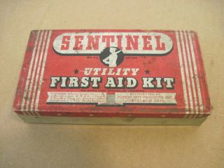 Vintage 1940s Wwii Era Sentinel Utility First Aid Kit Tin Box Cleveland Ohio Usa