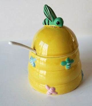 Vintage Ceramic Bee Hive Honey Pot With Lid