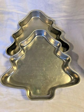 2 Vintage Mirro Aluminum Christmas Tree Baking Cake Pans About 9.  5 " Tall