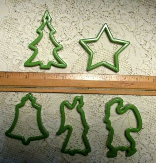 5 Vtg Small Green Plastic Christmas Cookie Cutters Santa,  Angel Tree,  Star Bell
