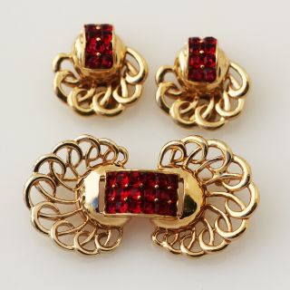Boucher Set Brooch Pin And Clip Earrings,  Red Rhinestones W/ Gold Tone Vtg