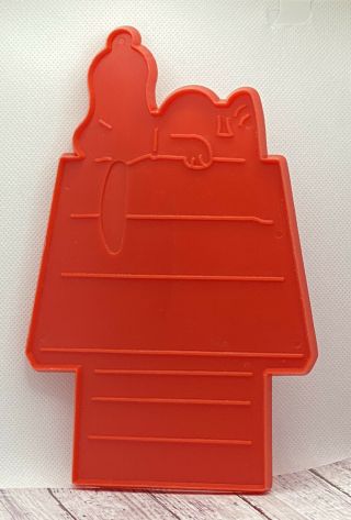 Big Hallmark Peanuts Snoopy On Top Of Dog House Cookie Cutter 8 Inches Tall