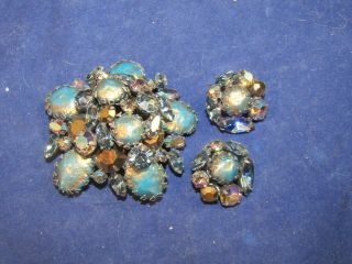 Vtg Large Dome Regency Blue Rhinestone / Cabochon Pin And Earrings Set (sf)