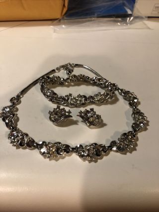 Estate Trifari Silver Tone Link Necklace Bracelet Clip On Earrings Set