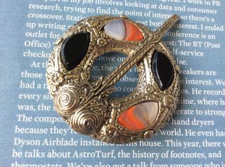 Vintage Signed Miracle Dragonfly Scottish Celtic Banded Glass Agate Brooch