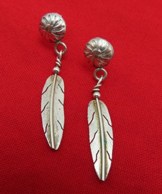 Vintage Sterling Silver Pierced Earrings Etched Feather Southwest Jewelry 758r