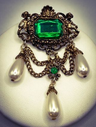 Vtg Victorian Emerald Green Glass Rhinestone Faux Baroque Pearl Dangle Brooch 3”