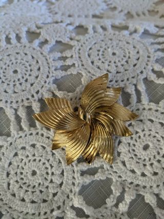 1958 Gold Tone Grosse Designer Signed Floral Pin Vintage