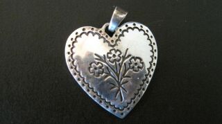 James Avery Rare Retired Sterling Silver Heart With Bouquet Pendant Signed
