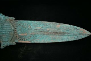 Large Ancient Bactrian Bronze Dagger with 2 Lion Heads on the Handle Length 30cm 5