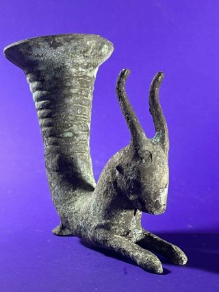 CIRCA 500 BCE ANCIENT PERSIAN BRONZE FLUTED RHYTON - RAM HEAD WITH LARGE HORNS 2