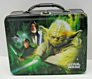 The Tin Box Co.  Star Wars 2011 Lunch Box Yoda Darth Vader Lucasfilms 3d Pressed