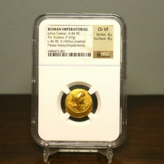 44 Bc Julius Caesar Av Aureus Ancient Gold Coin 7.  67g Ngc Choice Vf 4/5 4/5 Rare