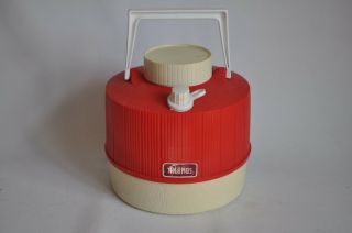 Vintage 1970s Thermos Picnic Water Jug Red & White Plastic 1 Gallon Made Usa