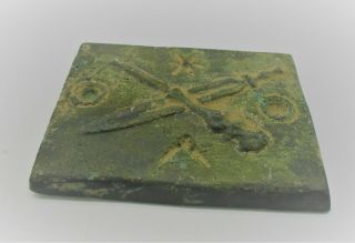 EUROPEAN FINDS ANCIENT ROMAN BRONZE ORNAMENT PLAQUE WITH CROSSED WEAPONS 3
