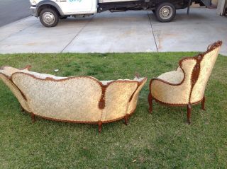 Vintage Wooden Carved French Sofa And Couch Kidney Style 2