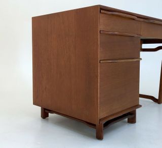Honduran Mahogany Desk by Hickory Manufacturing vintage 1950s mcm retro 4