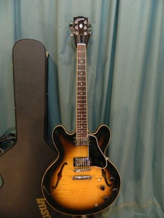 2006 Gibson ES - 335 DOT,  Vintage Burst,  Figured Maple,  Great Guitar Light Weight 2