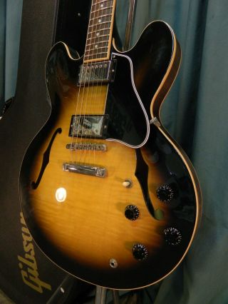 2006 Gibson ES - 335 DOT,  Vintage Burst,  Figured Maple,  Great Guitar Light Weight 3