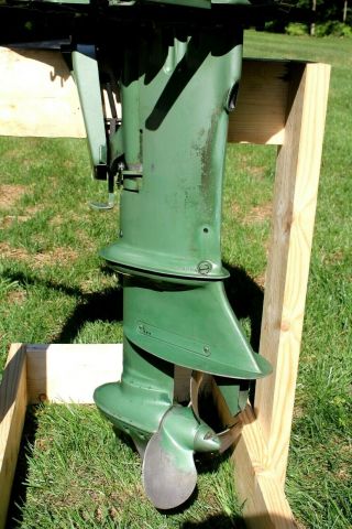 Vintage Johnson Seahorse Outboard Motor 25 Horse 1950s RD - 16 w/ Tank 4