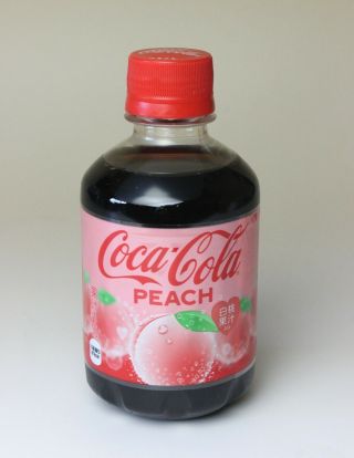 Coca Cola Peach Mini Short Plastic Bottle 280ml 9.  5oz Coke Japan Full Rare