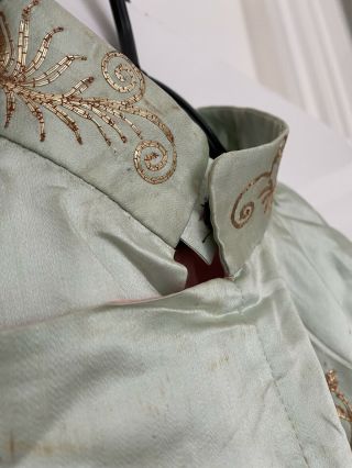 1920s Antique Chinese embroidery set of wedding dress,  cheongsam,  Jacket & skirt 6