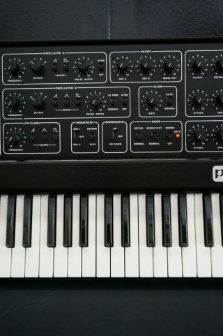 Sequential Circuits Pro - One 80 ' s Vintage Monophonic Synthesiser Synth Dave Smith 3