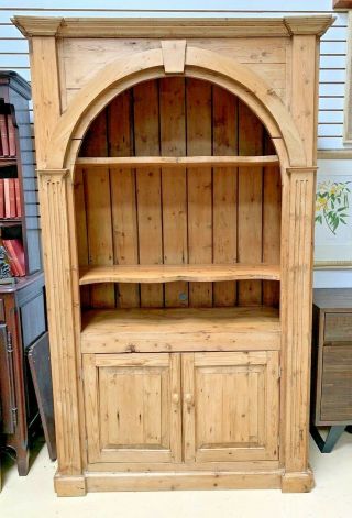 Vtg Old English Pine Open Bookcase Hutch Arched Top Entertainment Center Stereo 2