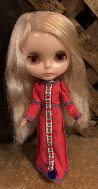 Vintage 1972 Blythe Doll Kenner Blonde W/ Clothes