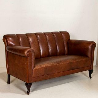 Vintage Leather Loveseat and Club Chairs,  Set of 3 2