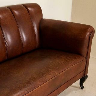 Vintage Leather Loveseat and Club Chairs,  Set of 3 5