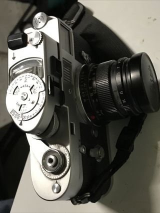 vintage leica M2 film camera 5