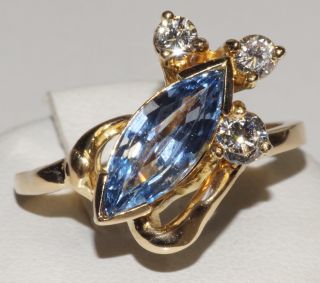 Vintage Ceylon Sapphire & Diamond Ring 18ct Yellow Gold