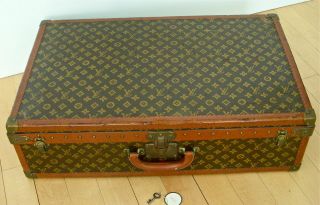 Vintage - Louis Vuitton - 30 " - Steamer Trunk Suitcase - Made In France