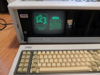 Vintage Compaq Ibm Pc X86 Portable Computer 1 1983 1984