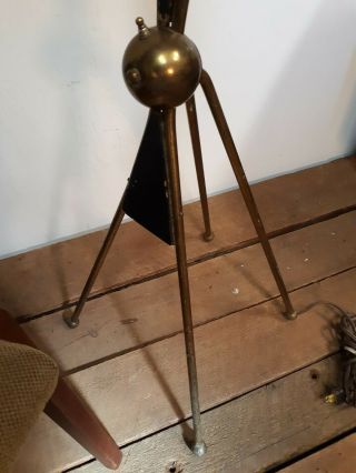 Majestic Lamp Company,  York,  NY.  vintage brass,  Fiberglass,  tripod floor lamp 6