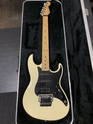 1991 Fender Vintage USA Prodigy Electric Guitar w/ Hardshell Case 4