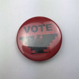 United Farm Workers Labor Union Vote Political Campaign Button Pin