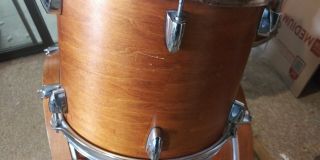 Yamaha Maple Custom Absolute Vintage Natural Drum Set 4