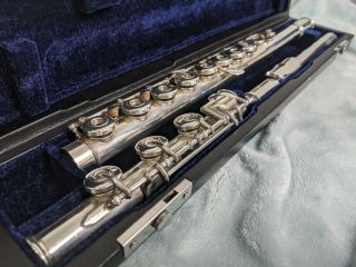 Pro Vintage Gemeinhardt Flute Sterling Silver,  Open Hole,  Low B,  Pointed Arms
